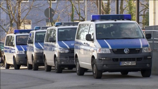 Frikë nga xhihadistët, kontrolle në Shengen - Top Channel Albania - News - Lajme