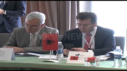 Ora News - Aleanca Konservatore mbështet kauzën për zgjedhje të lira