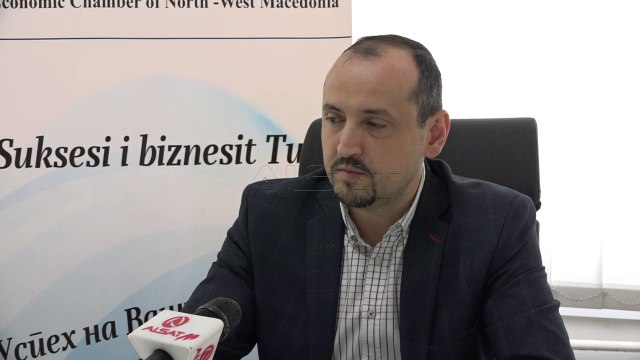 Kriza politike dëmton rëndë bizneset