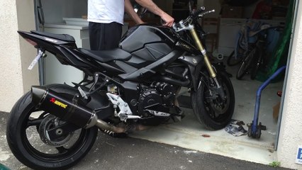 Akrapovic carbone gsr 750
