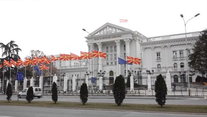 NIKOLLA GRUEVSKI KERCENON ME PROTESTA, “POPULLI MAQEDONAS NE KEMBE KUNDER PLATFORMES SE TIRANES” LAJ