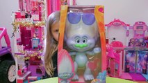 Une succursale par par des voitures diamant poupées gars film coquelicot jouets bande annonce Trolls dreamworks dctc disney ky