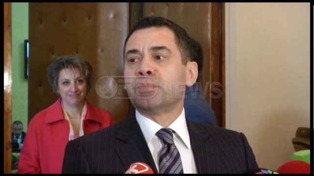 Ora News - Vetëfinancimi i bashkive, taksa të përkohëshme vendore deri në 3 vjet