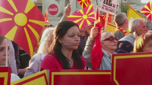 Protesta kundër kërkesave të partive shqiptare