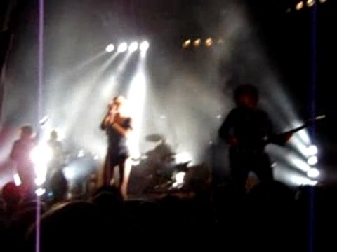 Vive la fete - na na na - aeronef live lille 12-10-07