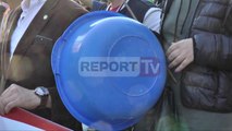 Report TV - Shoqëria civile protestë për nenin që amniston korrupsionin