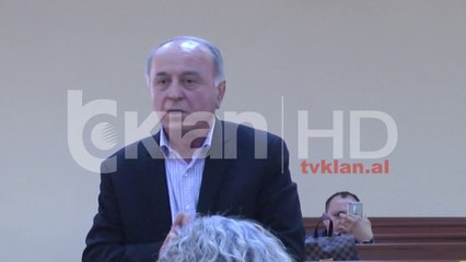 Download Video: Shkarkohet kryetari i Këshillit të Qarkut në Vlorë