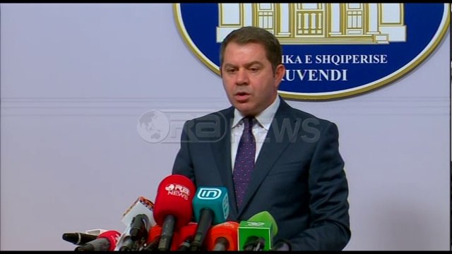 Ora News – Idrizi thirrje Nishanit: Mblidh partitë në një tryezë. Është urgjente