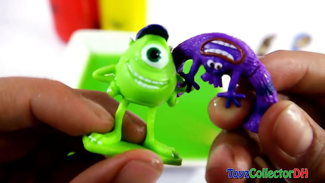 Et bébé ours bouteilles les couleurs des œufs la famille doigt enfants Apprendre pâte à modeler le le le le la Masha surprise