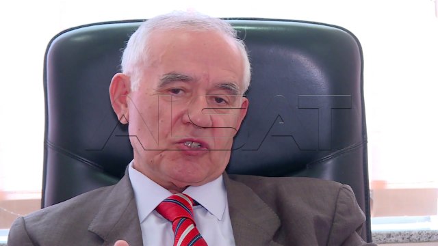 Една година од Шарената револуција, не се променија многу работи