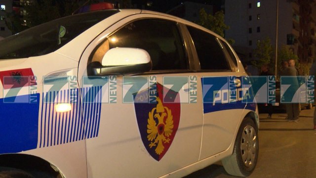 KAMERAT FIKSUAN NE RRUGE AUTORIN E VRASJES SE KOMISARIT CUKU - News, Lajme - Kanali 10