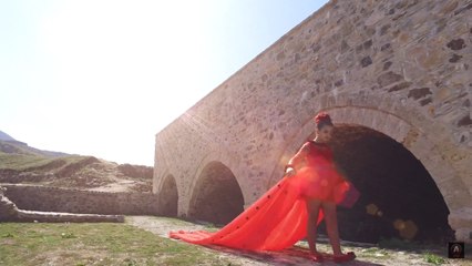 Kejsi Buci - Kuq e Zi (Official Video) 2017