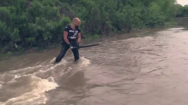 Pecher des poissons au Katana