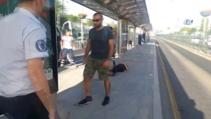 Bonzai İçen Genç, Metrobüs Seferlerini Aksattı