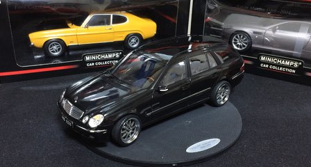 Miniature Mercedes Benz E-Class Custom 1:18 Diecast Model by Kyosho