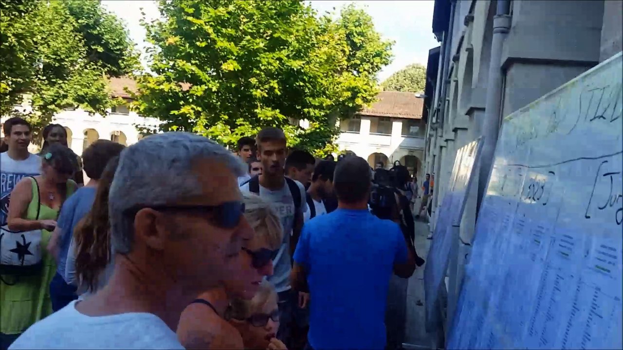 Bac 2017 : l'annonce des résultats au lycée Eiffel à Bordeaux