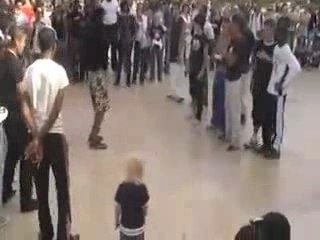 Battle Tecktonik-HipHop