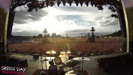 65 000 personnes chantent "Bohemian Rhapsody"