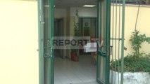 Report TV - Durrës, ndërron jetë një foshnje babai akuzon mjekët: S'e shtruan