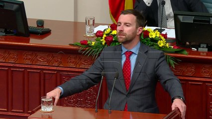 下载视频: Vazhdoi debati në Kuvend, Sela: Regjimi i Gruevskit edhe sot kryen gjenocid