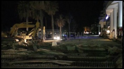 Ora News - Ne kerkim autori - Krim i rëndë në Vlorë: 1 i vdekur, tre të plagosur