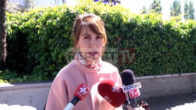 Report TV - Ngërçi politik, Donald Lu takon deputeten e PD Majlinda Bregu