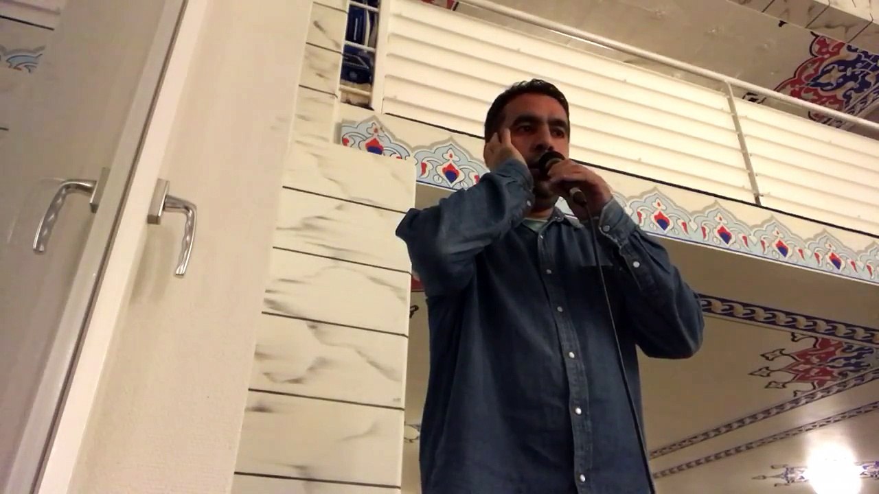 MEDINE MAKAMI EZAN. Arap agzi ezan. Hafiz Metin Demirtas. Metin Demirtas dinle. Metin Demirtas izle. Metin Demirtas indir. Azan Madinah. Azan Essam Bukhari. Medine müezzini Esam Buhari.Sheikh Essam Bukhari. BU SES KULAK VERIN IZLEMEDEN GECMEYIN.Ezan dinle