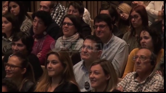 Ora News - Veliaj prezanton transformimin e Tiranës në eventin TEDx