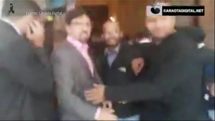 Cinco diputados heridos por irrupción en Parlamento venezolano