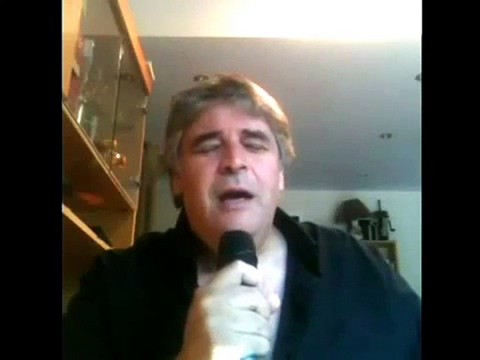 Ça pleure aussi un homme.