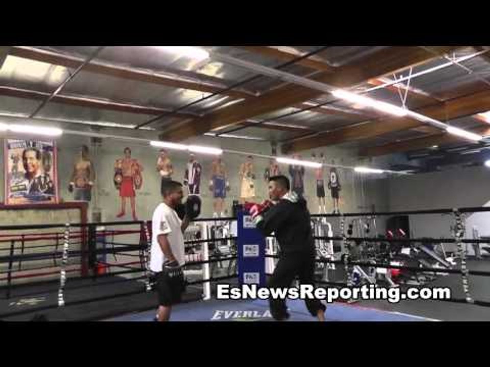 boxing star brandon rios on pitch perfect
