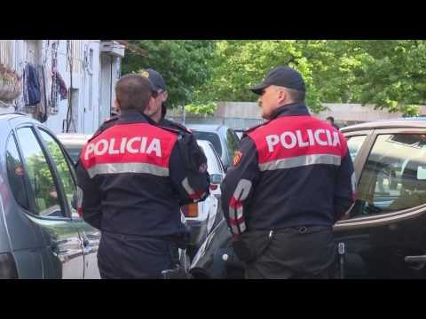 BURG TRAFIKANTEVE TE DROGES, GJYKATA LE NE BURG 3 NGA TE ARRESTUARIT TEK “MYSLYM SHYRI” PER HEROINE