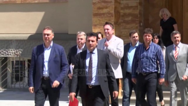 Kriza në Maqedoni, VMRO kërkon zgjedhje të reja - Top Channel Albania - News - Lajme