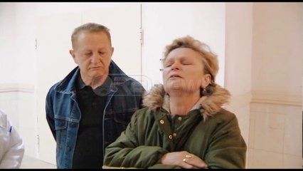 Ora News - Rama viziton të sëmurin që u bllokua nga protesta