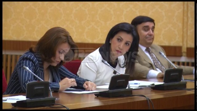 Ora News – Renta minerare tek vendorët, debate midis Braçes e deputetit të LSI