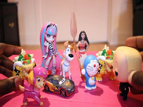 BOSS BABY TRIES TO TURN SKYE INTO A ROBOT BOWSER SUPER MARIO SKYE PAW PATROL MAX DORAEMON MOANA LIGHTENING MCQUEEN Toys