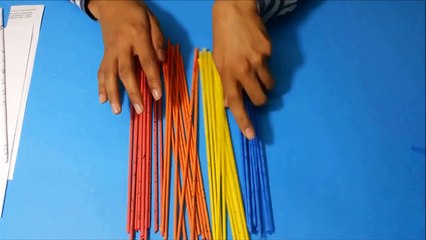 فكرة رائعة لعمل مزهرية أو حاملة أقلام بالورق