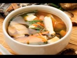 Receta de sopa miso con hongos y tofu / Cómo hacer sopa miso