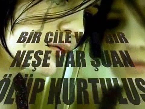 Müslüm Gürses Bir Mana Var Sözlerinde