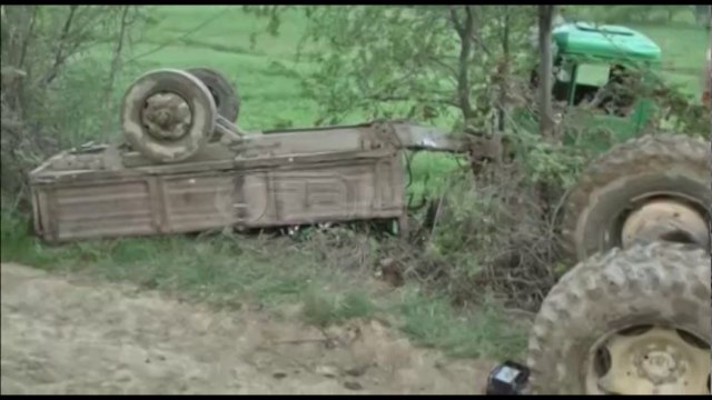 Ora News – Zetori del jashtë rruge në Devoll, vdes 24 vjeçari, plagoset një tjetër