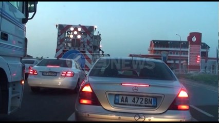 Ora News – “1 Maji” bllokoi edhe autostradën Milot-Mamurras