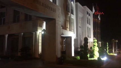 Osmaniye Belediye Başkanının Koruması Silahlı Saldırıda Yaralandı