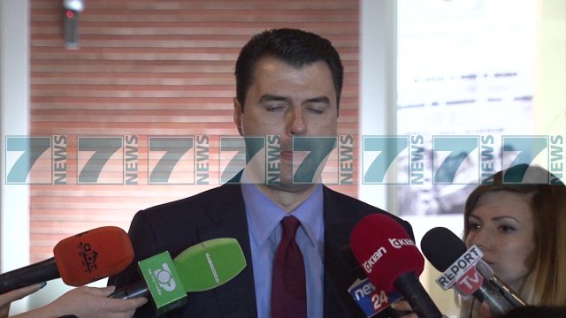 RAMA DHE BASHA NE PRESIDENCE TE NISHANI, TRE ORE NEGOCIATA - News, Lajme - Kanali 8
