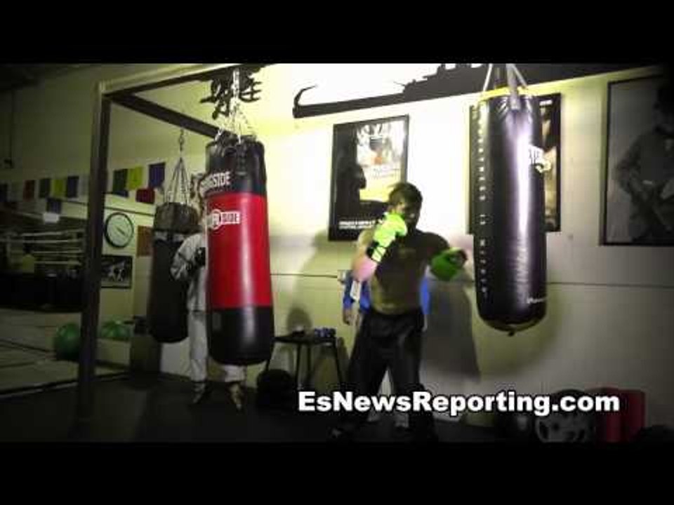 mayweather vs canelo visiting canelo in camp
