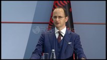 Ora News - Bushati me homologen suedeze: Dinamikë në rritje e marrëdhënieve dypalëshe