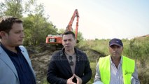Kanalizimet, Ahmetaj inspekton punimet në Kavajë - Top Channel Albania - News - Lajme