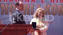Presidenti i jep Himarës dekoratën “Nderi i Kombit”