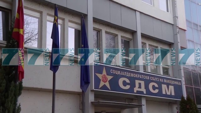 ZORAN ZAEV DHE NIKOLLA GRUEVSKI “LUFTE” DEKLARATASH - News, Lajme - Kanali 10