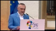 Ora News - Dita e Europës - Meta: Kuvendi duhet të kthehet në shtëpinë e dialogut politik
