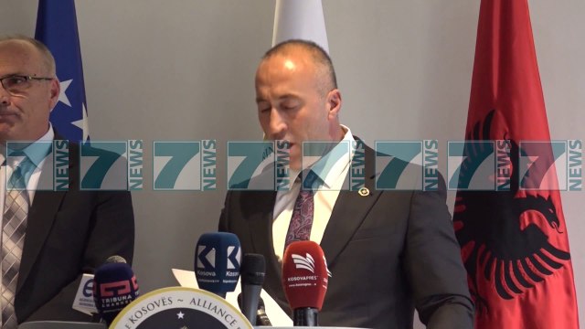 LIDERET E POLITIKES NE KOSOVE REAGIME TE NDRYSHME - News, Lajme - Kanali 11